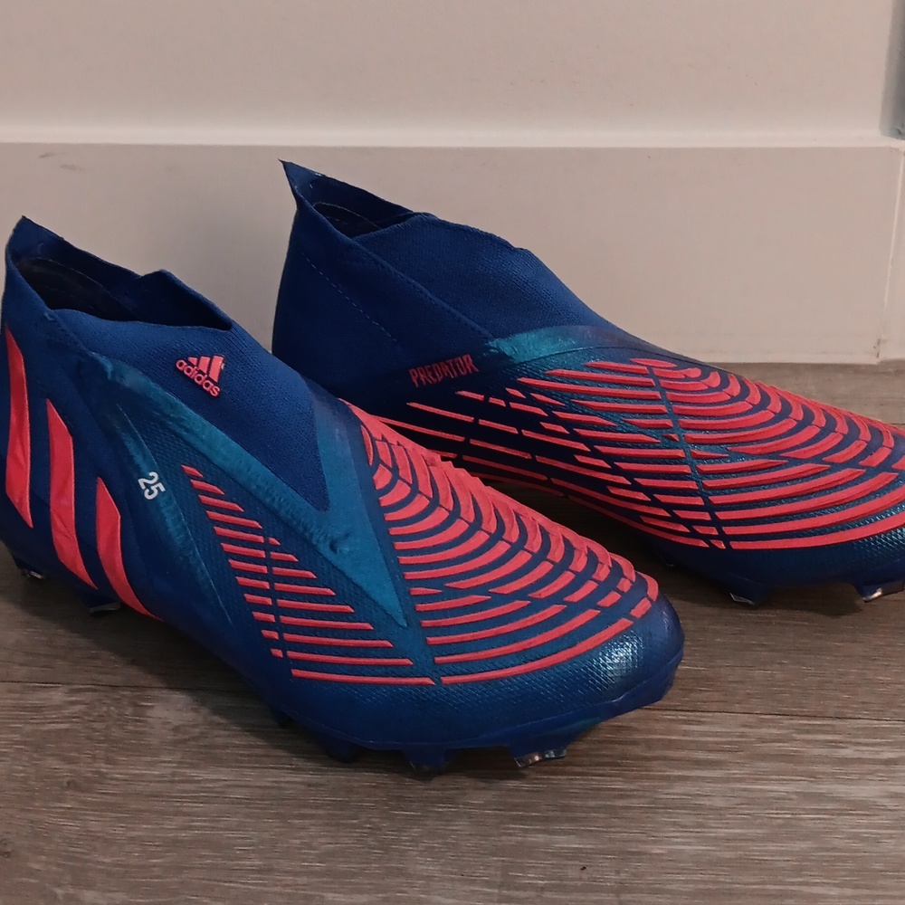 Predator Edge+ Cleats